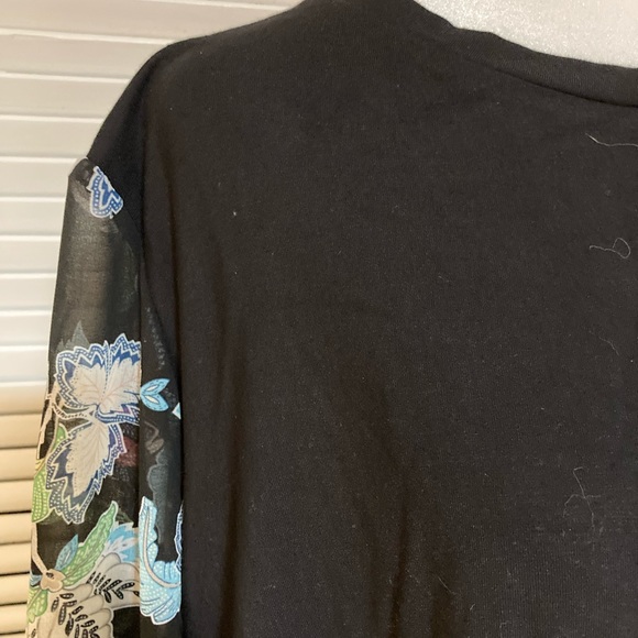 NWT Tahari Floral Sleeve Print Blouse Plus Size 3X - Picture 7 of 11